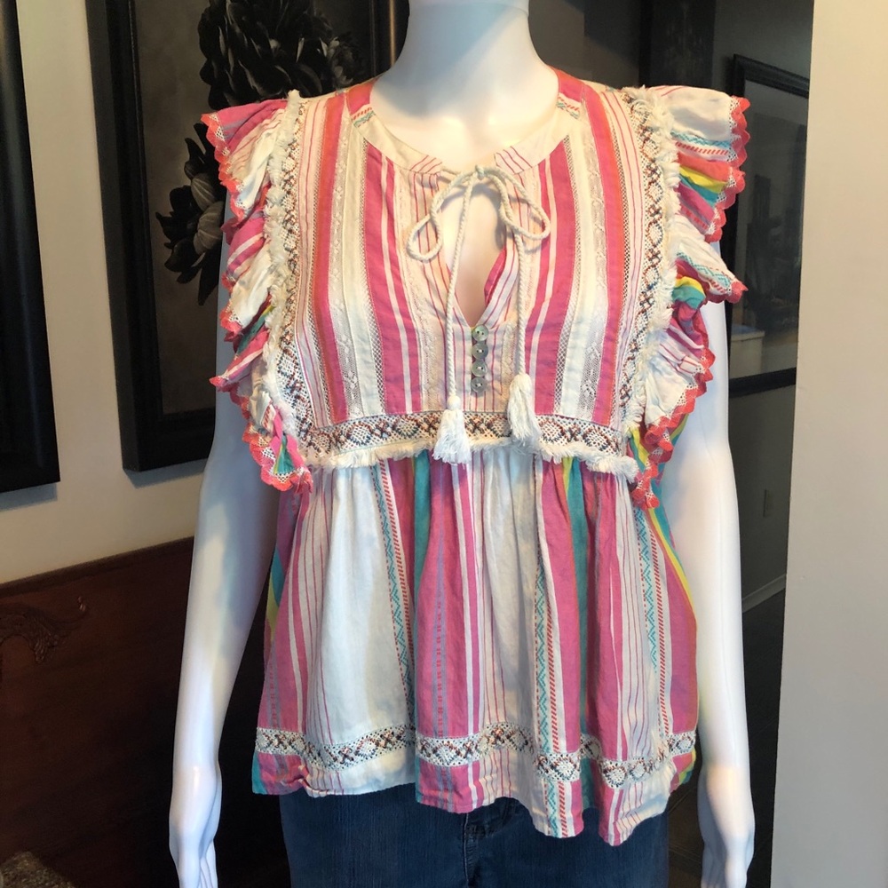 Women’s EUC dRA Los Angeles Bohemian-inspired cotton embellished top
Size L